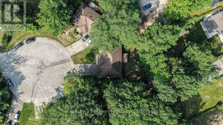 Property Photo: 45 Fatima Court ON L9Z 1K9