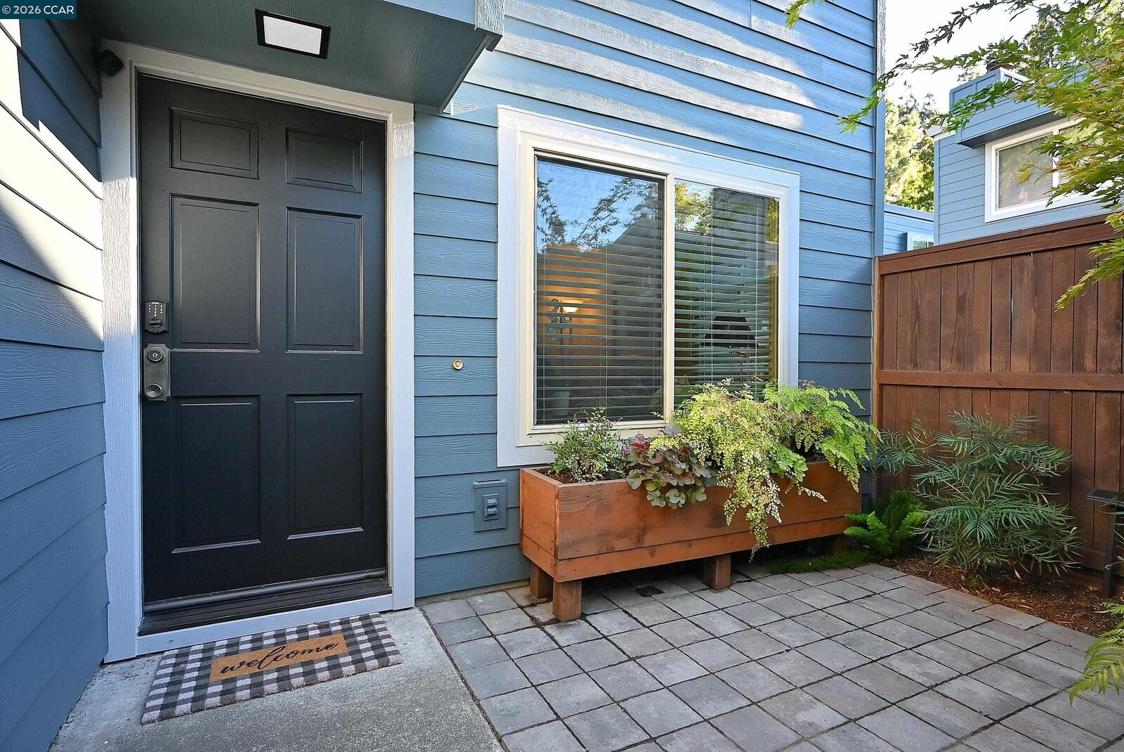 Property Photo:  1290 Honey Trail  CA 94597 