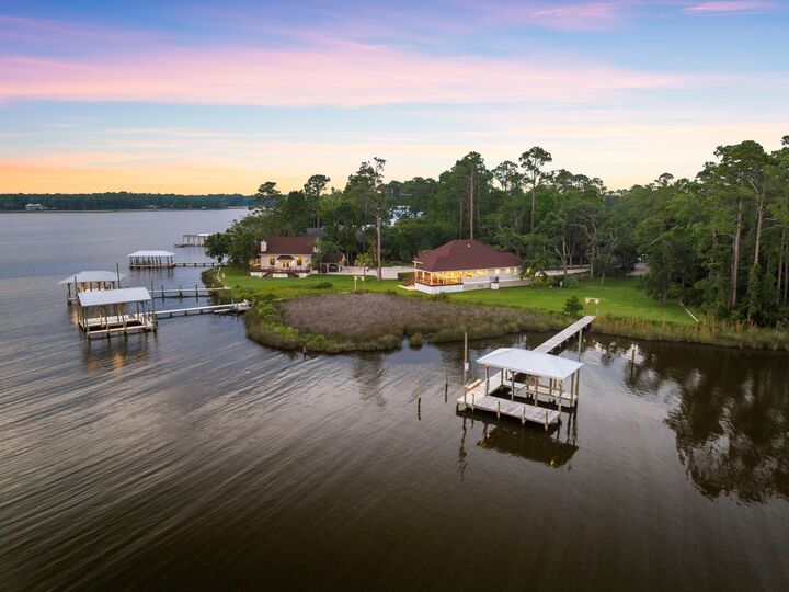 Property Photo: 104 George Ellis Point FL 32439