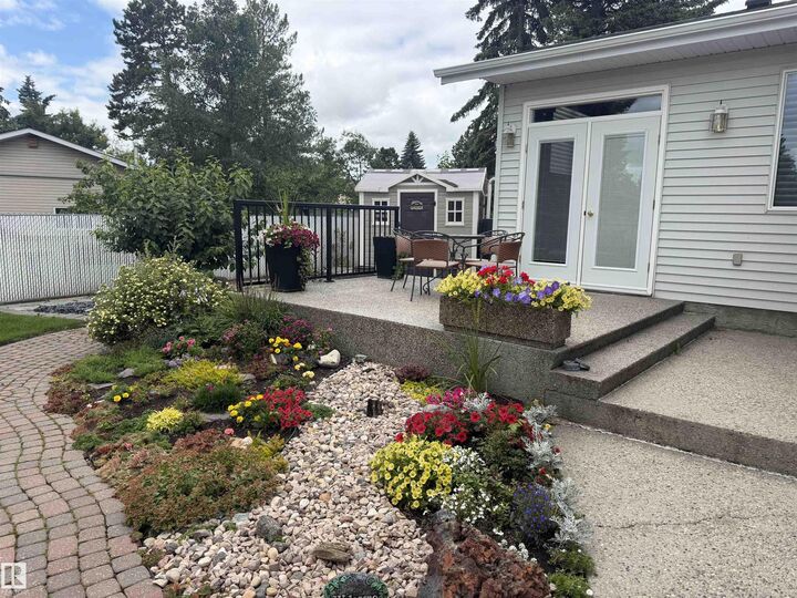 Property Photo: 4129 43B Avenue AB T9E 4T6