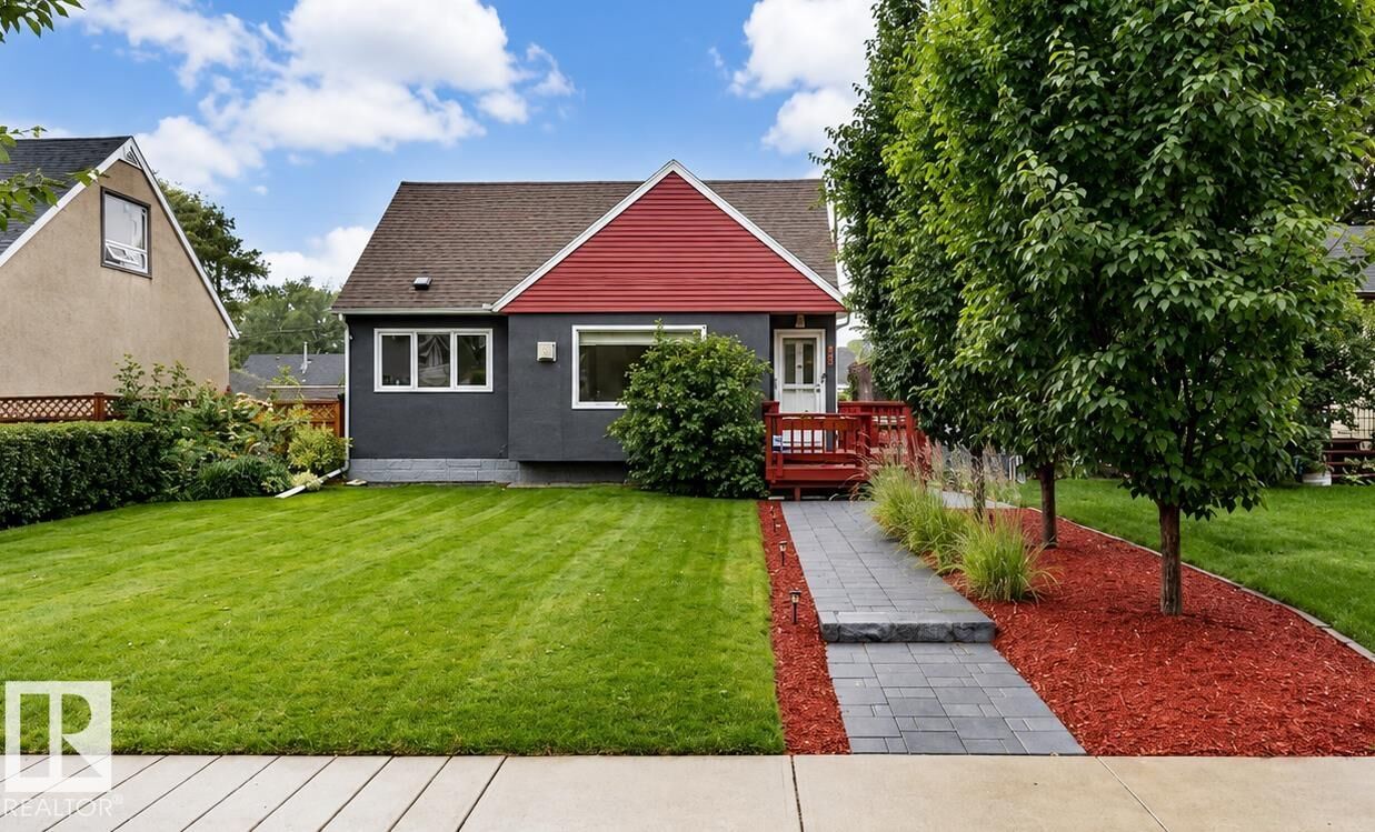 Property Photo: 7727 77 Avenue NW AB T6C 0K6