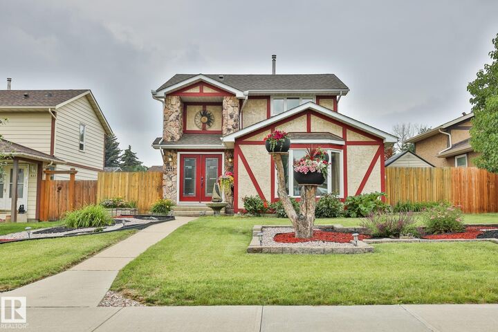 Property Photo:  441 Woodvale Road NW  AB T6L 1W4 