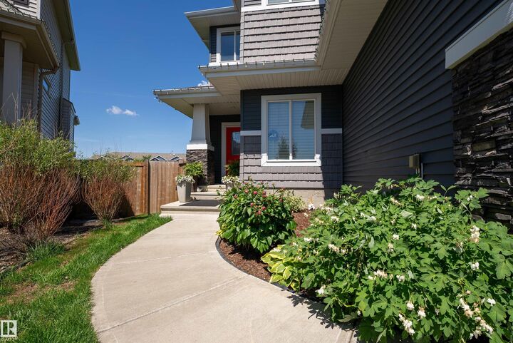 Property Photo: 3386 Cutler Crescent SW AB T6W 2N4