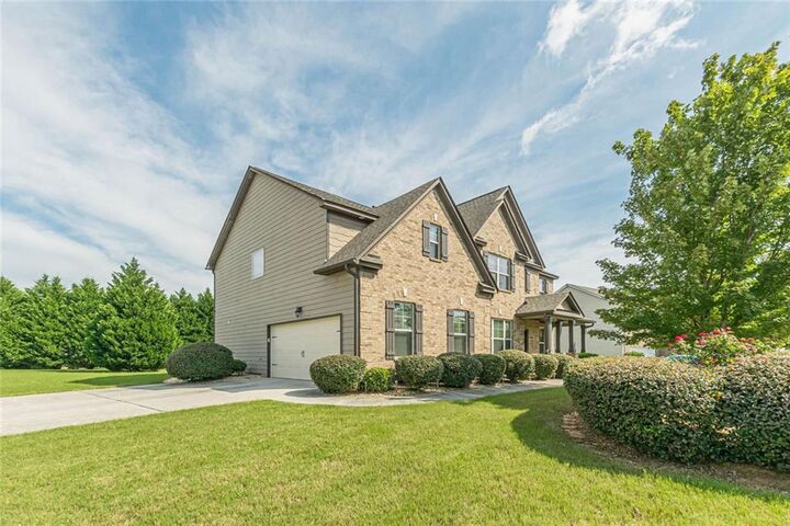 Property Photo: 22 Dynasty Drive GA 30213