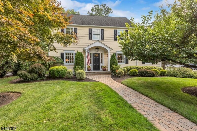 Property Photo:  567 Lawrence Ave  NJ 07090 