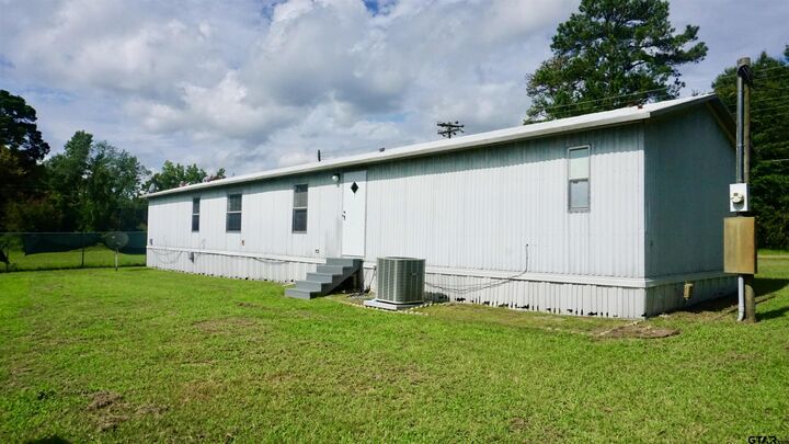 Property Photo:  5227 Skyline Dr.  TX 75758 
