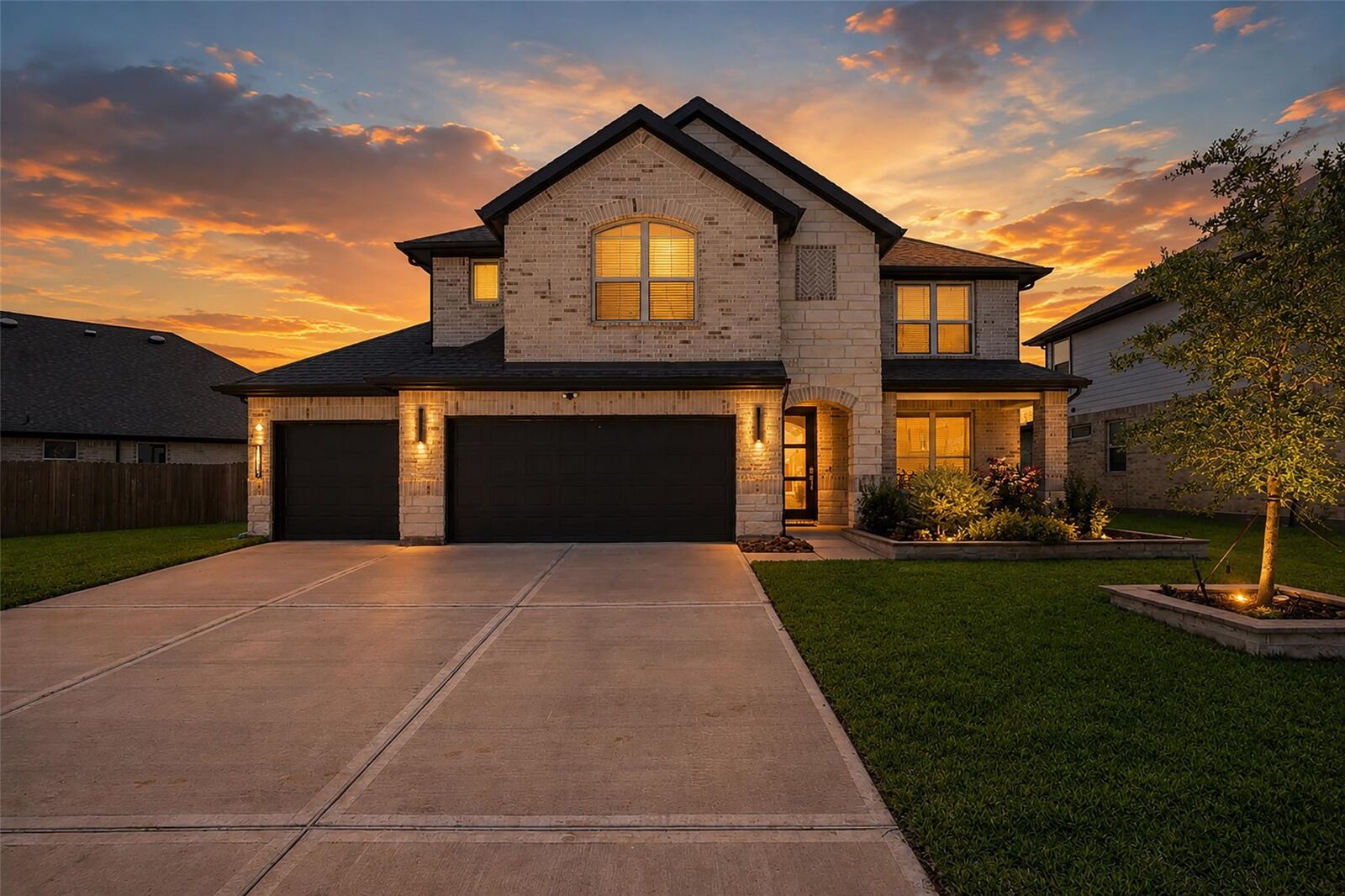 Property Photo:  10309 Horseshoe Lake Trail  TX 77384 