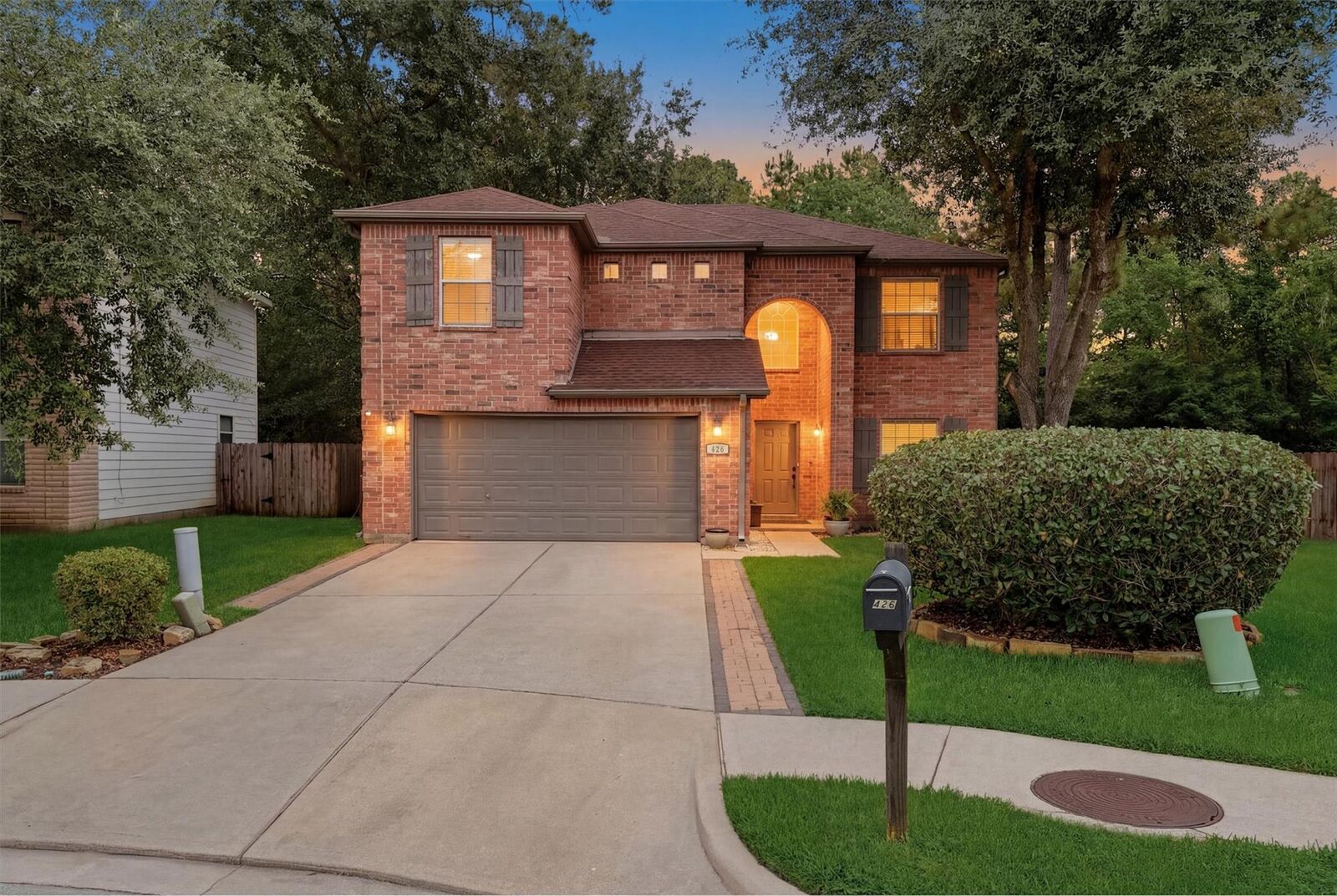 Property Photo: 426 Mystic Glen Loop TX 77339