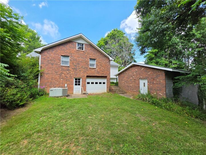Property Photo: 13025 Nc Hwy 18 N NC 28623