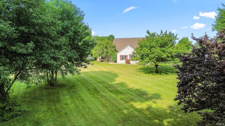 Property Photo:  1331 N Finlandia Way  IN 46701 