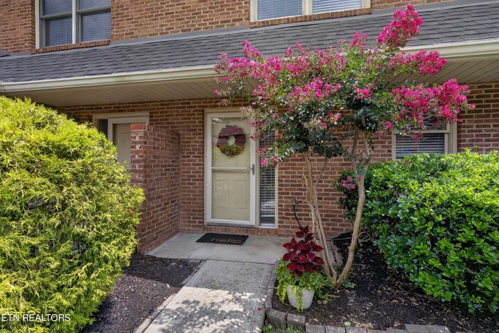 Property Photo: 10416 Ravenbrook Lane TN 37922
