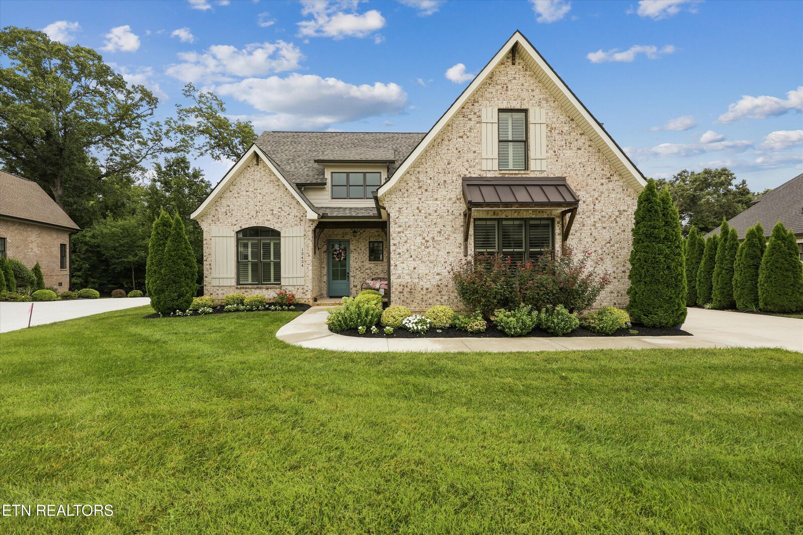 Property Photo: 12424 English Laurel Lane TN 37934