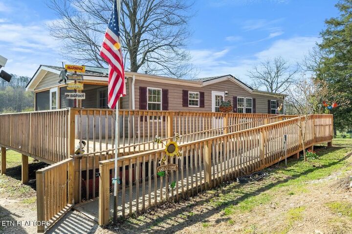Property Photo:  1247 Post Oak Valley Rd  TN 37854 