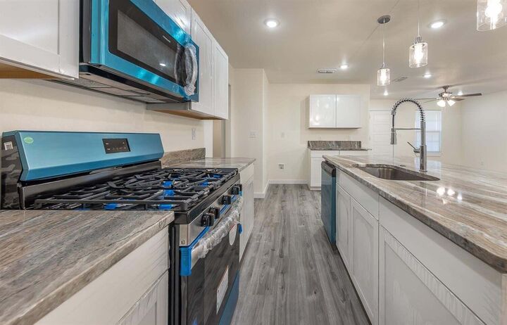 Property Photo: 110 79th Street TX 79404