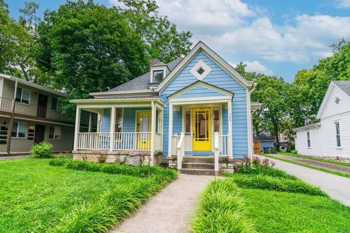 Property Photo:  124 Old Lafayette Avenue  KY 40502 