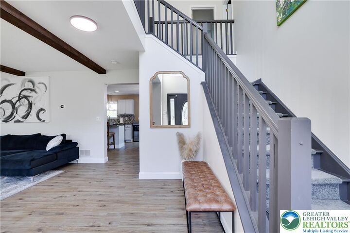 Property Photo: 716 Yoke Terrace PA 18360