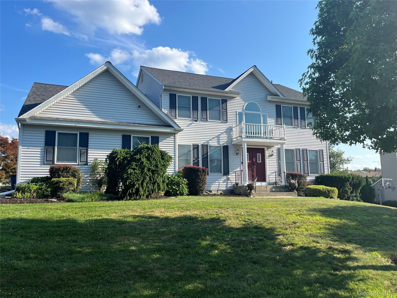 Property Photo:  22 Bittern Drive  NY 10954 
