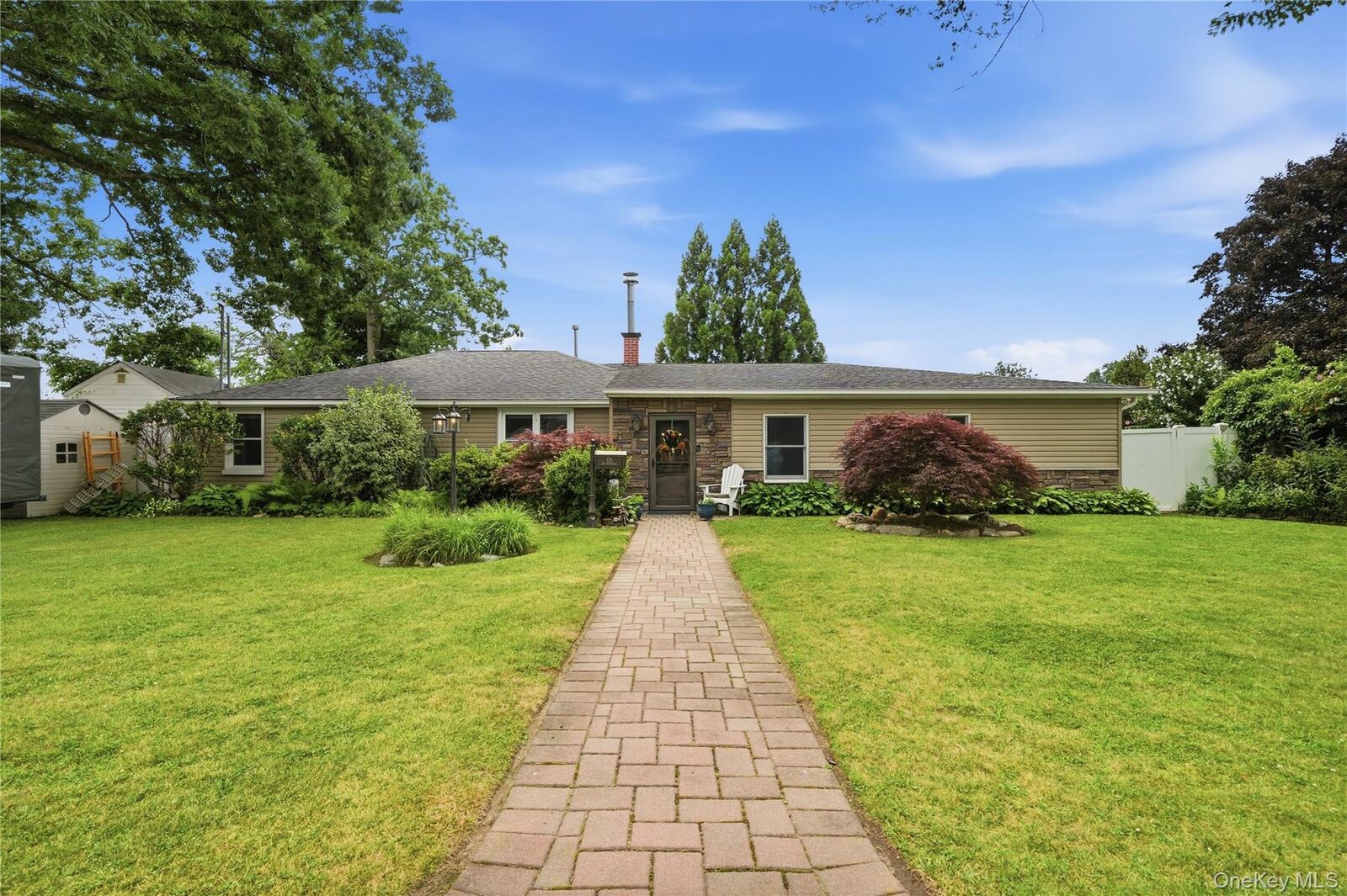 Property Photo: 178 New Hampshire Avenue NY 11758