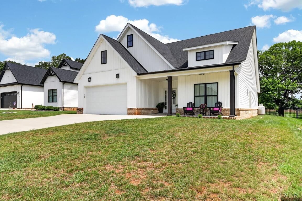 Property Photo: 1268 Stoney Ridge Boulevard VA 24551