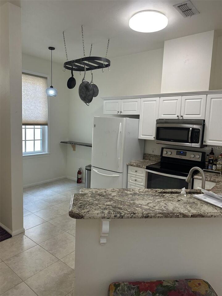 Property Photo:  5202 SW 91st Terrace B  FL 32608 