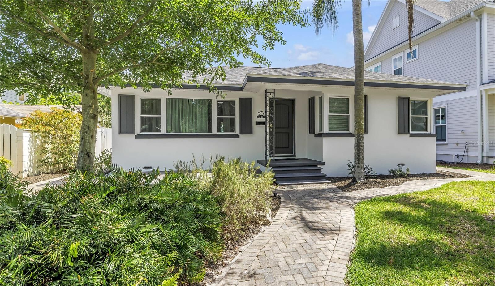 Property Photo:  348 11th Avenue NE  FL 33701 