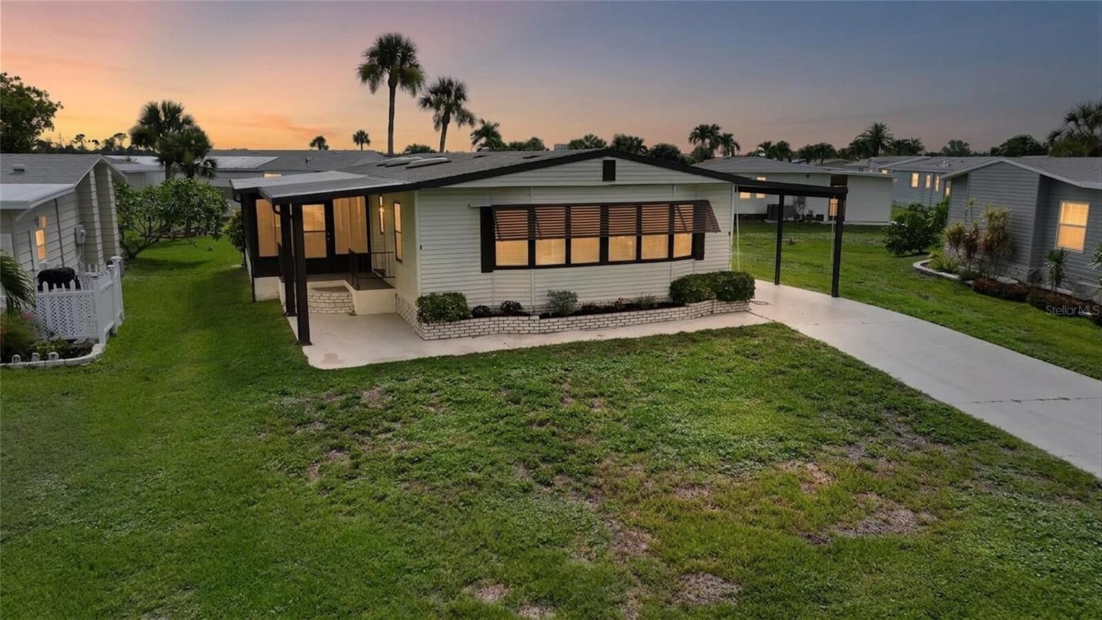 Property Photo:  16209 Asheboro Court  FL 33908 