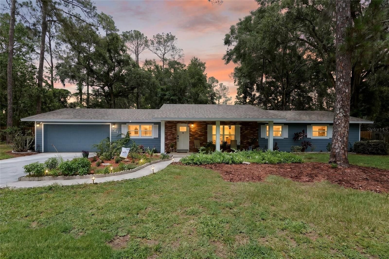 Property Photo: 3862 NW 36th Place FL 32606