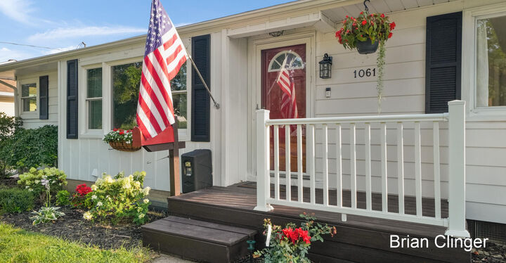 Property Photo: 1061 Den Hertog Street SW MI 49509
