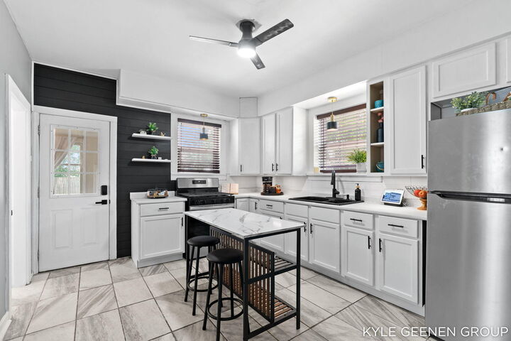 Property Photo: 177 W 9th Street MI 49423