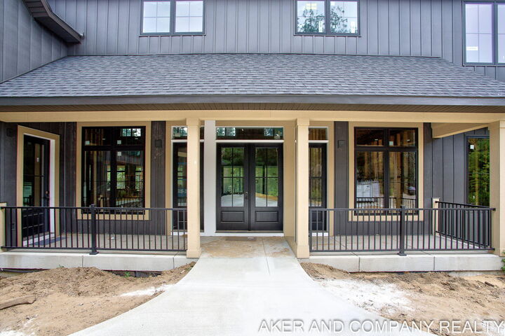 Property Photo: 16655 Ten Hagen Drive MI 49460