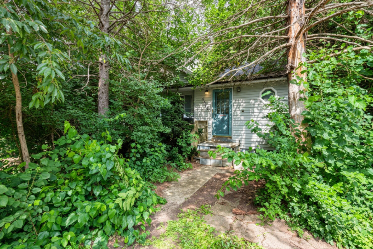 Property Photo:  414 N 3rd Avenue  IL 61726 