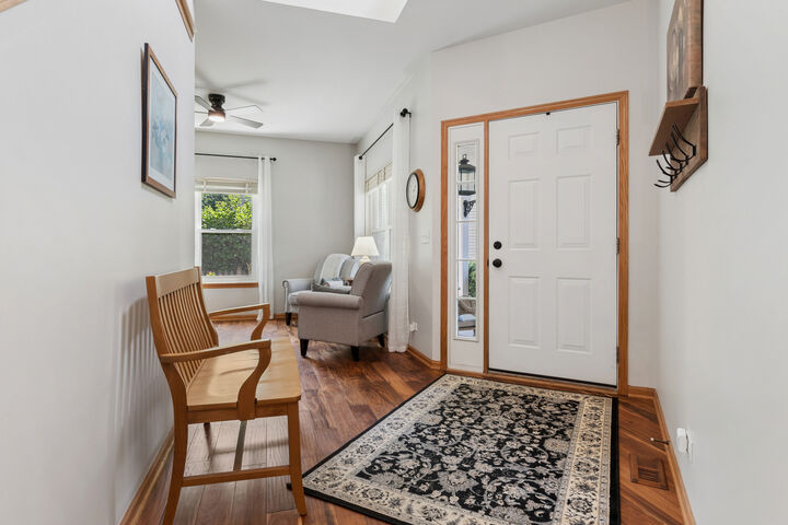 Property Photo: 964 Lakestone Lane IL 60504