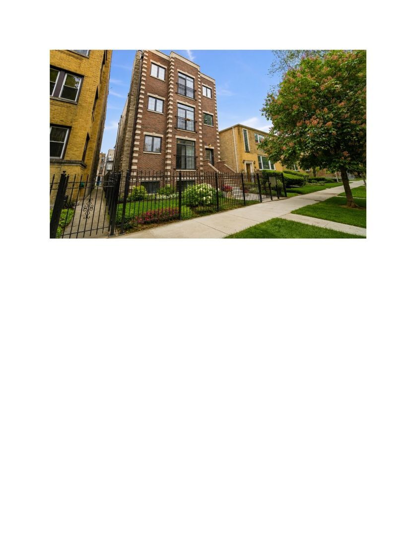 Property Photo:  6209 N Washtenaw Avenue G  IL 60659 