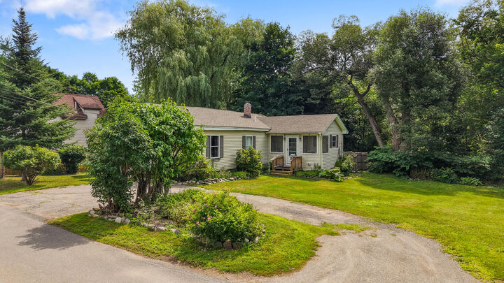 Property Photo:  6 Rooney Street  ME 04412 