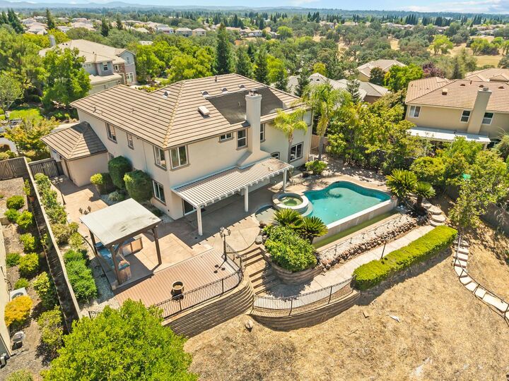Property Photo: 1580 Vista Ridge Way CA 95661