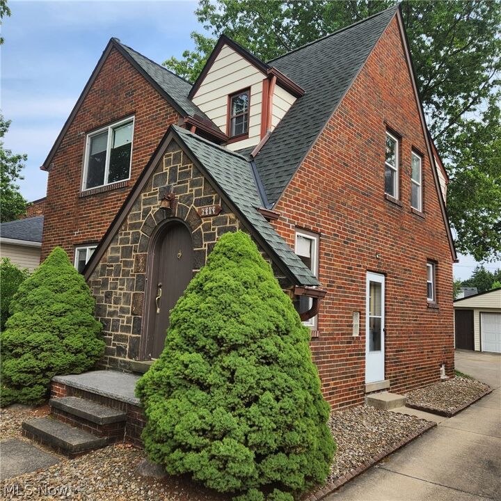 Property Photo:  6303 Morningside Drive  OH 44129 