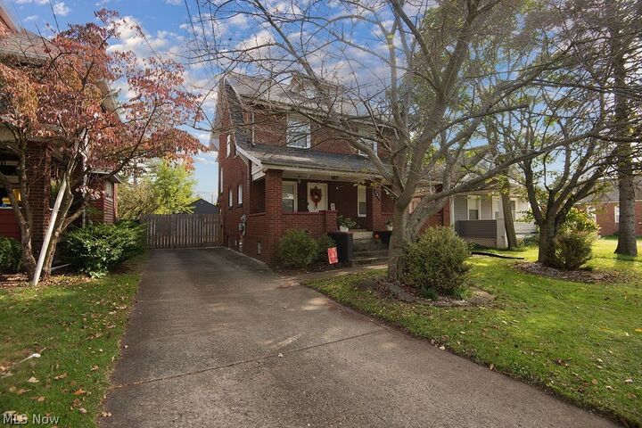 Property Photo:  107 N Hartford Avenue  OH 44509 