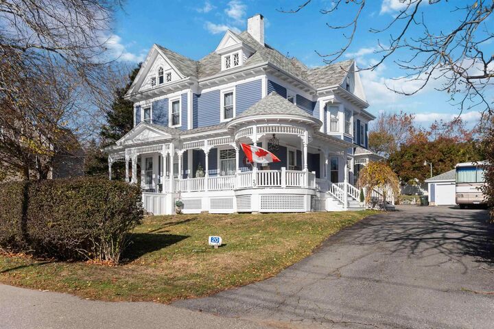 20 Victoria Avenue — photo 1