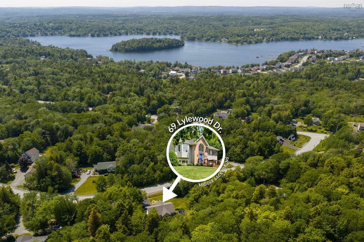 Property Photo:  69 Lylewood Drive  NS B4E 3B1 