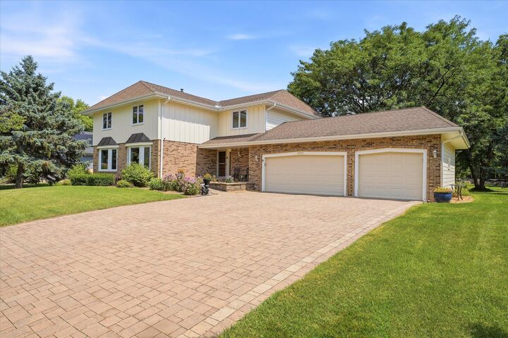 Property Photo:  16015 46th Avenue N  MN 55446 