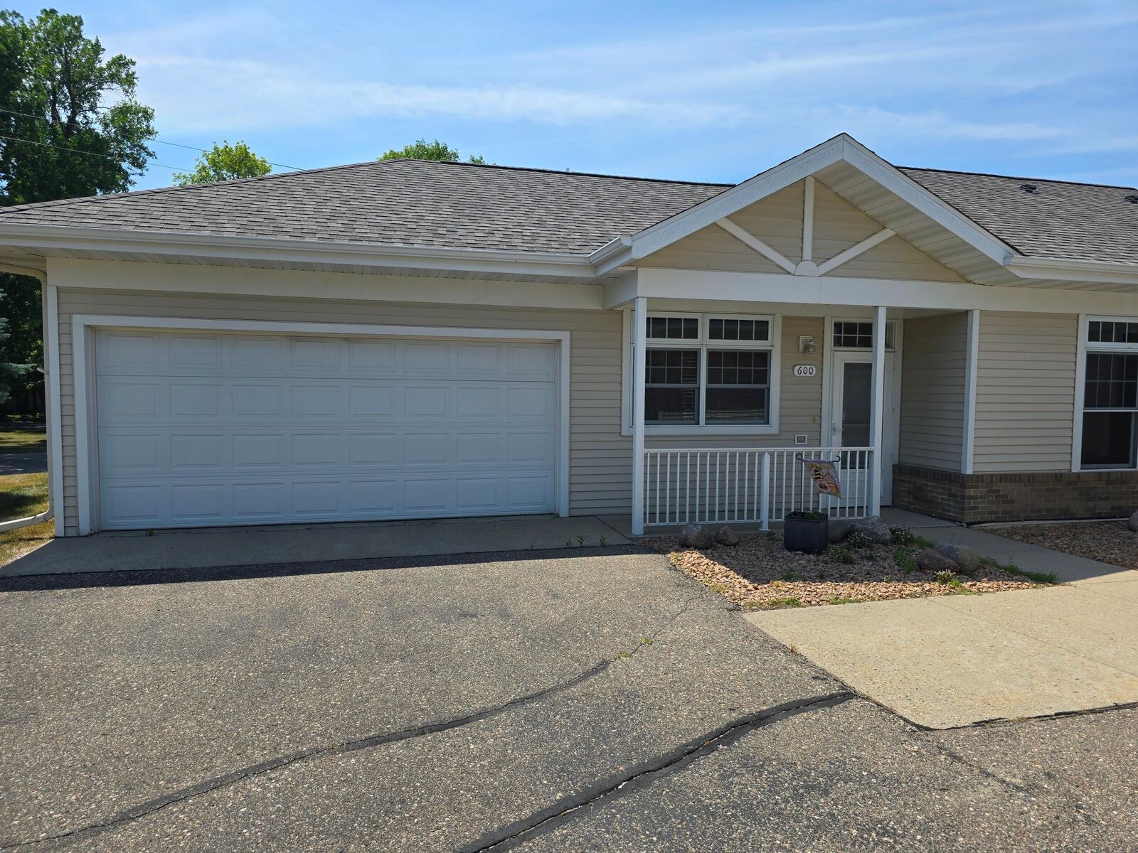 Property Photo: 600 N Shore Drive 600 MN 56501