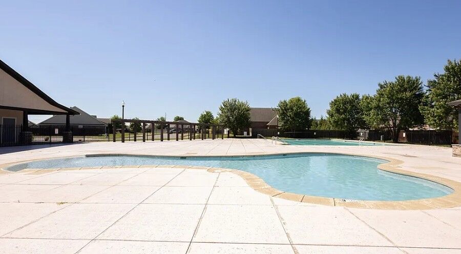 Property Photo:  7850 Bridgegate Avenue  AR 72762 