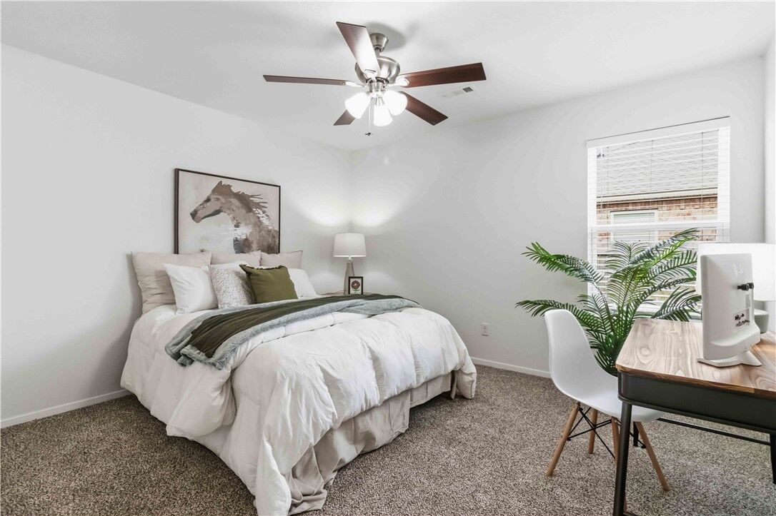 Property Photo:  7850 Bridgegate Avenue  AR 72762 