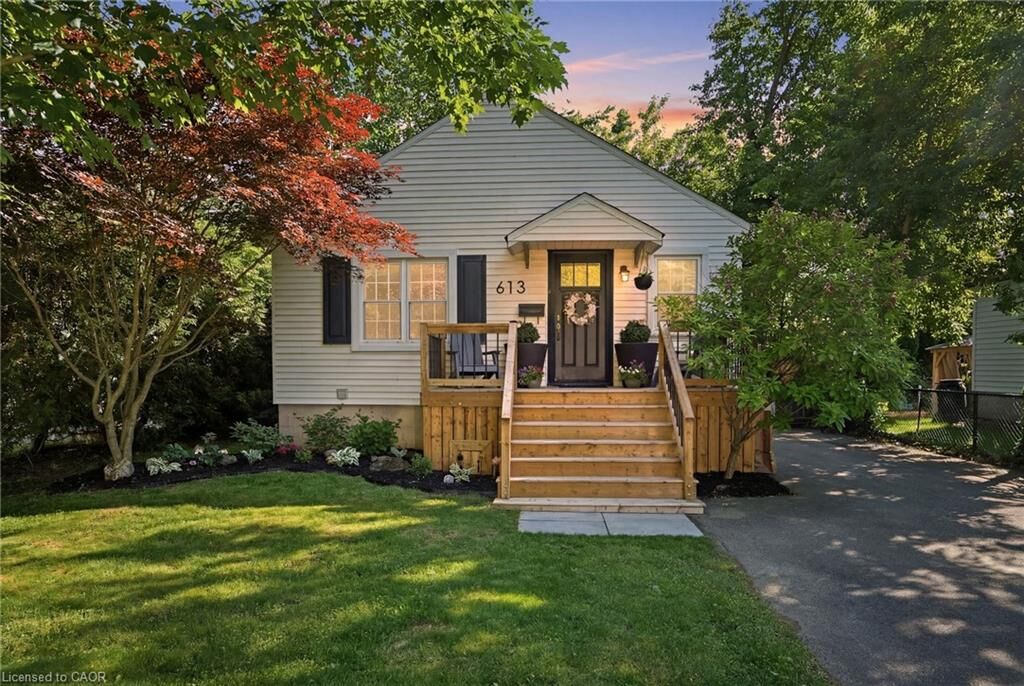 Property Photo: 613 Clark Avenue ON L7S 1P1