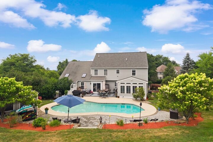 Property Photo:  24 Sheridan Ln  MA 01876 