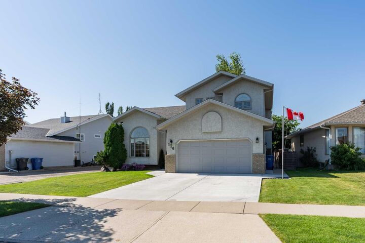 Property Photo: 110 Heritage Boulevard W AB T1K 6R9