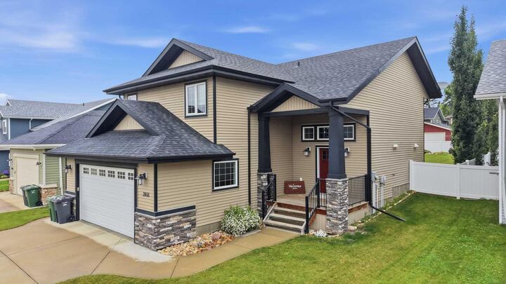 Property Photo: 3908 49 Avenue AB T4J 0B6