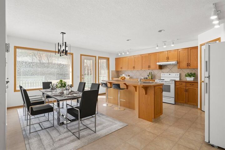 Property Photo: 41 Bow Ridge Drive AB T4C 1V5