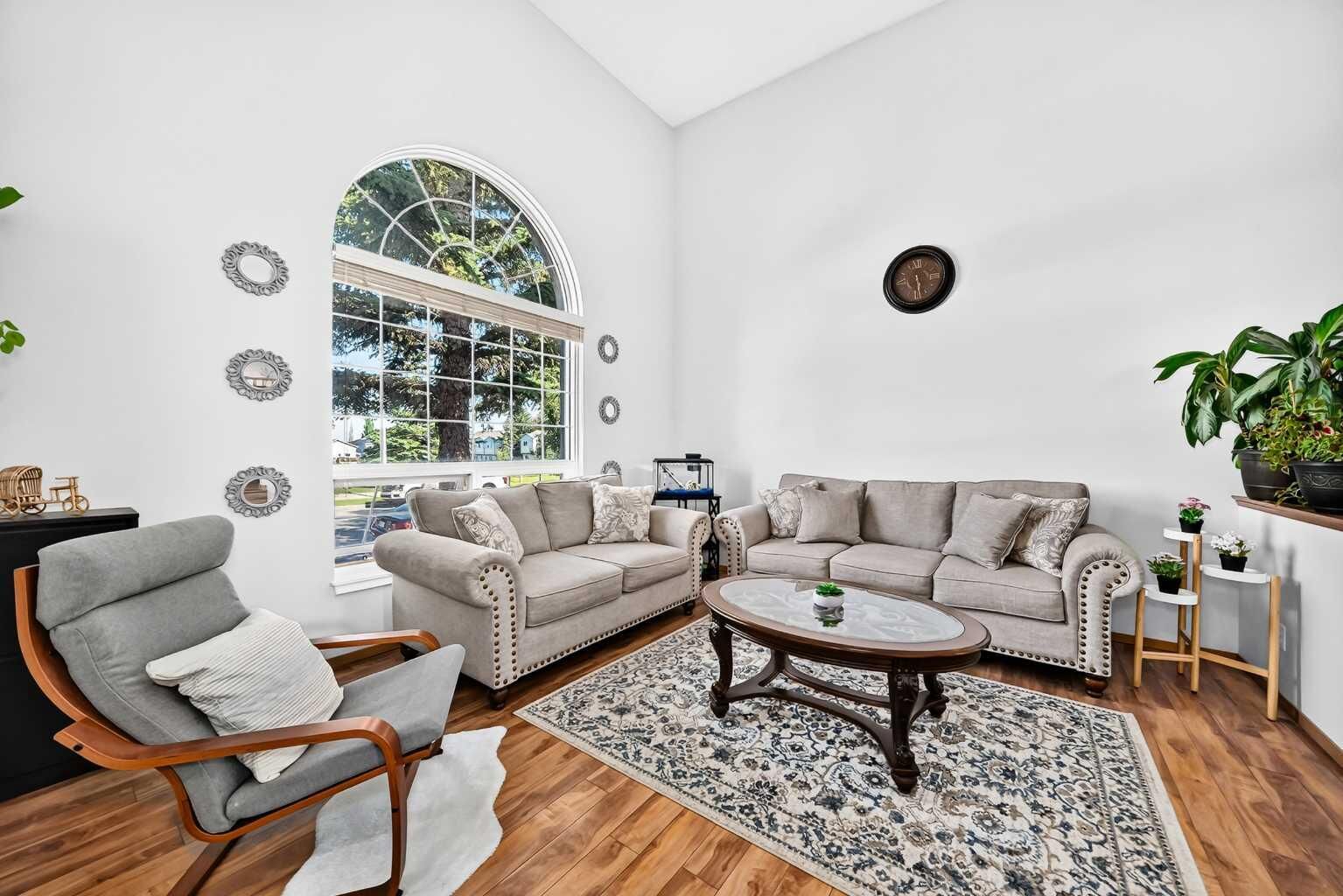 Property Photo: 3628 Catalina Boulevard NE AB T1Y 6W6