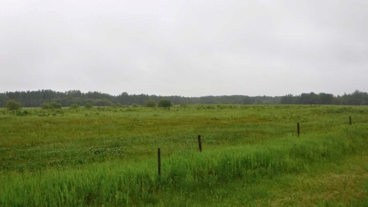 Property Photo:  21369 Township Road 720  AB T0H 3N0 
